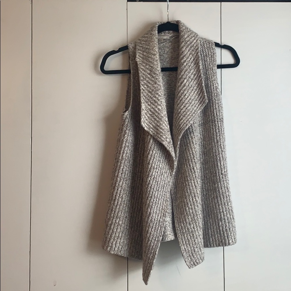 Mareld grey waterfall knit vest